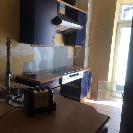 Zimmer In Kaiserslautern Exteriör bild